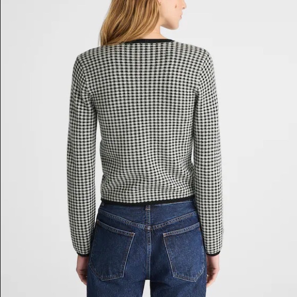 Madewell Houndstooth Crewneck Cardigan in 100% Merino Wool - Picture 5 of 10